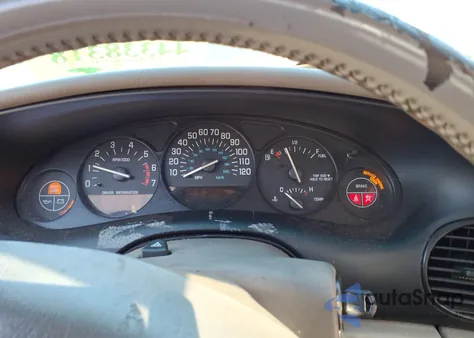 2003 Buick Regal Gs z USA, uszkodzony, nr VIN 2G4WF521031210470